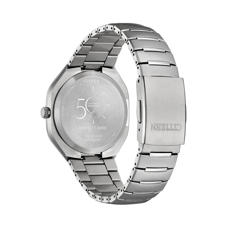 Photon Super Titanium™ Limited Edition 39.6mm - Blue on Bracelet