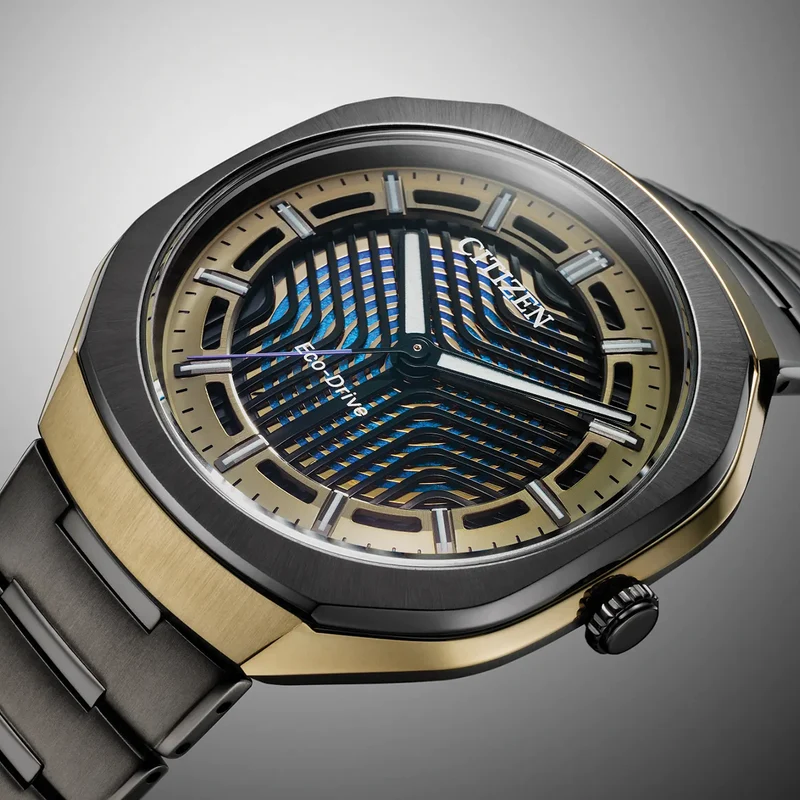 Photon Super Titanium™ Two-Tone Limited Edition 39.6mm - Champagne on Bracelet