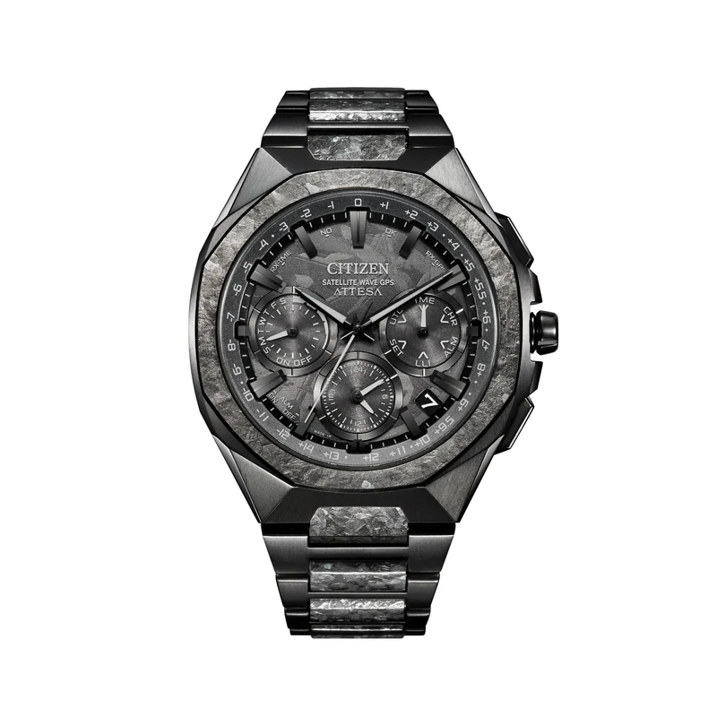 ATTESA Black Super Titanium 43.2mm - Black on Bracelet