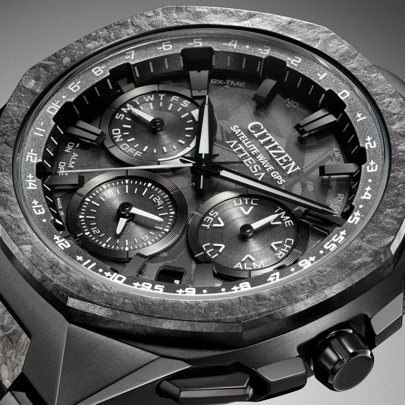 ATTESA Black Super Titanium 43.2mm - Black on Bracelet