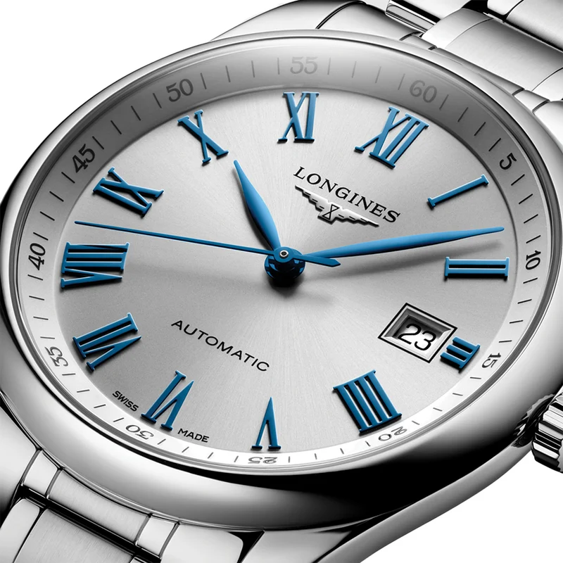 Master Collection 40mm - Silver on Bracelet