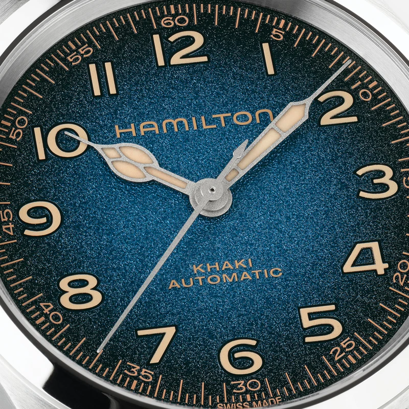 Khaki Field Murph 38mm - Blue on Bracelet