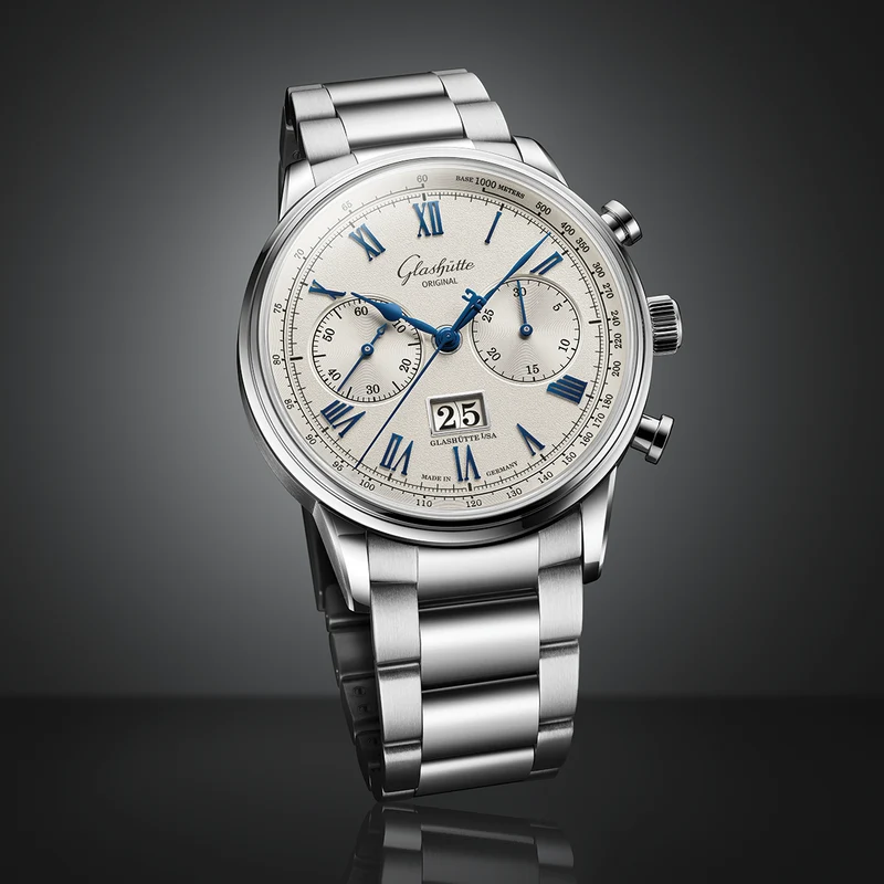 Senator Chronograph 41mm - Galvanic Silver on Bracelet