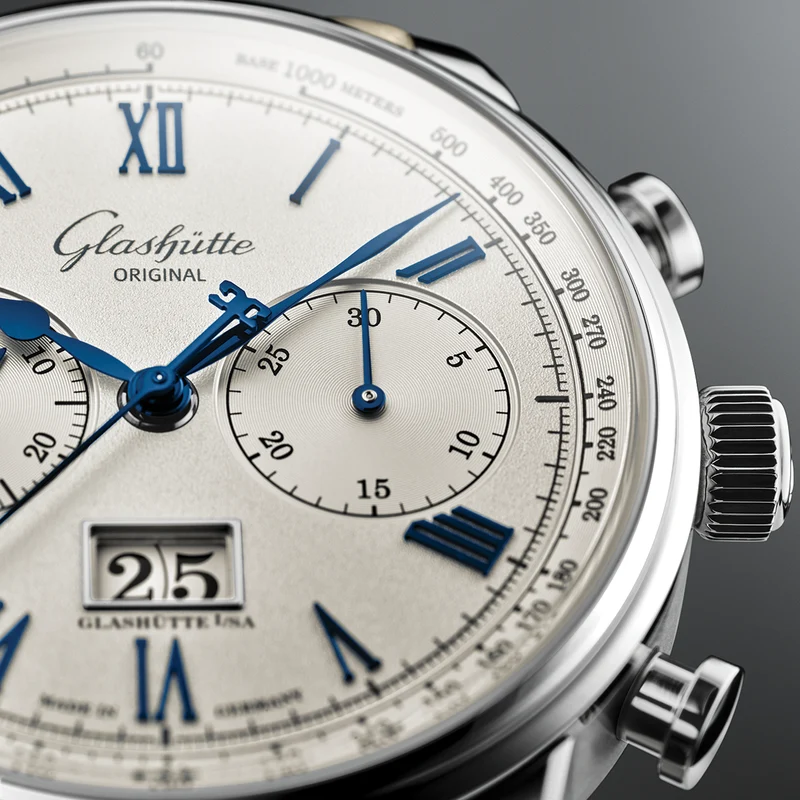 Senator Chronograph 41mm - Galvanic Silver on Bracelet