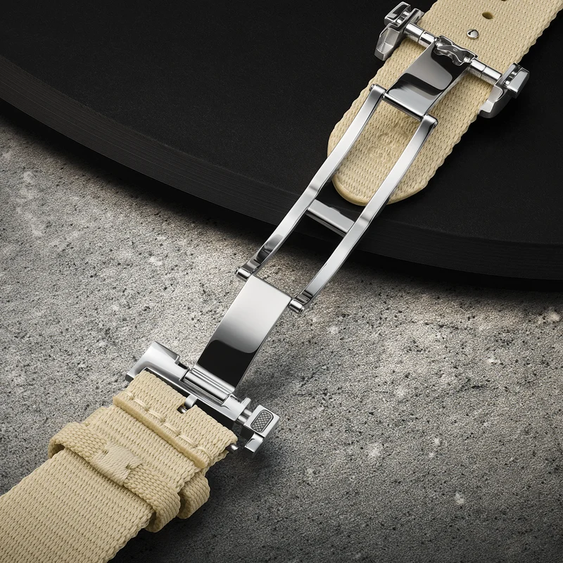 Senator Chronograph 41mm - Galvanic Silver on Fabric Strap