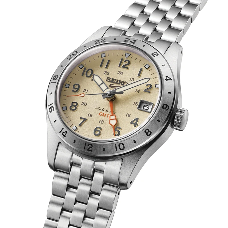 HDB002 5 Sports Field GMT 39.4mm - Beige on Bracelet