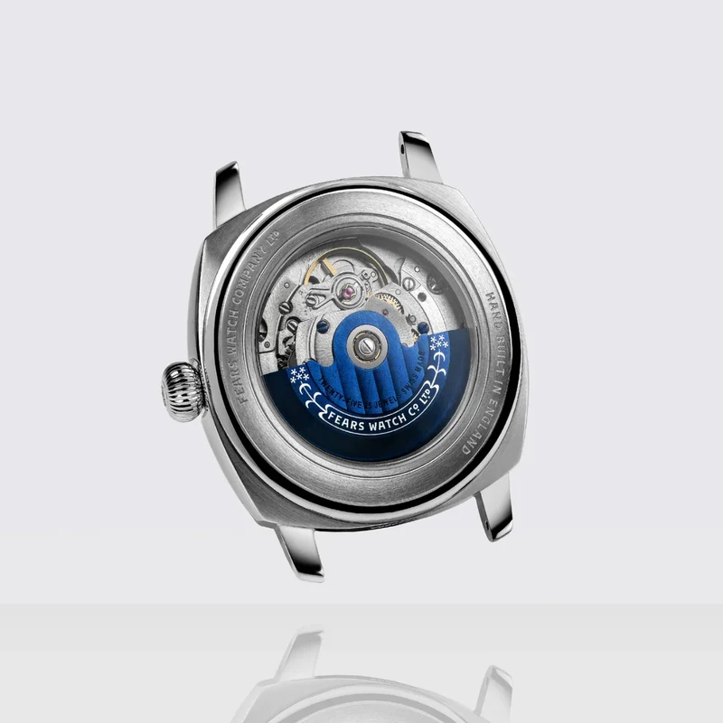 Brunswick Jump Hour "China Blue" 40.5mm - Silver-White on Bracelet