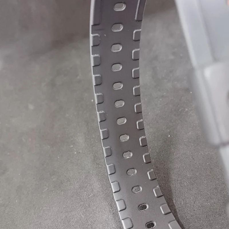 CASIO G-SHOCK GA-2100RC