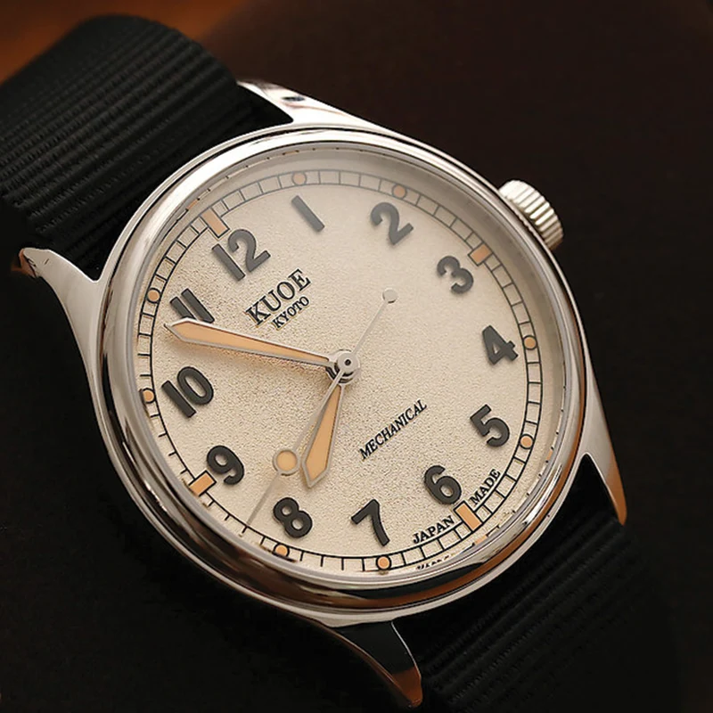 OLD SMITH 38mm - Ivory on Fabric Strap w/ Additional Fabric Strap