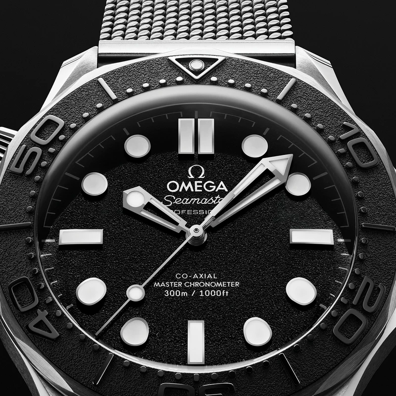 Seamaster Diver 300M "Spectre" 42mm - Black on Bracelet