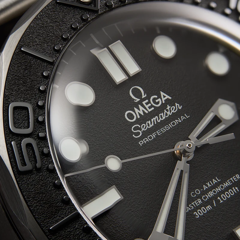 Seamaster Diver 300M "Spectre" 42mm - Black on Bracelet