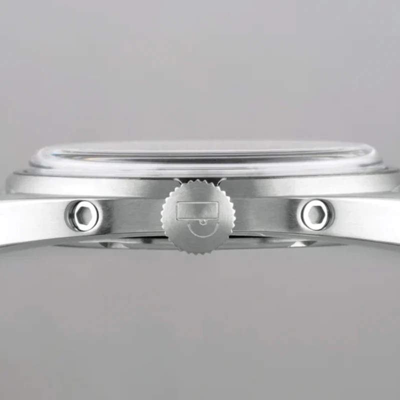 Modul B Quartz 35mm - Brown on Bracelet