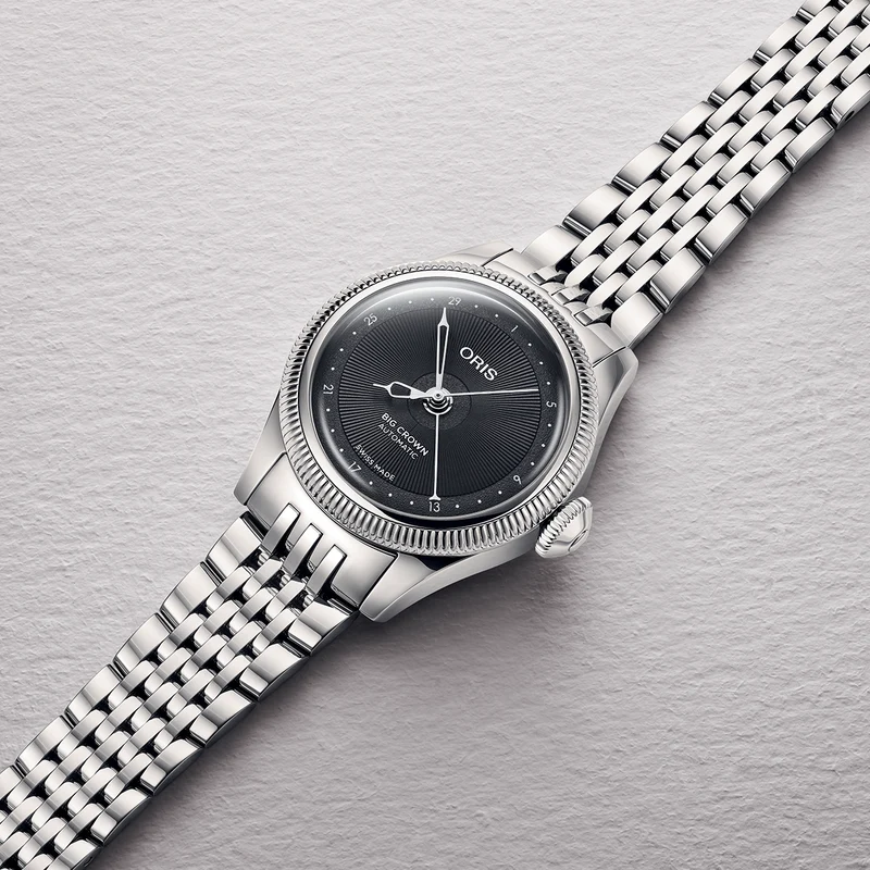 Big Crown Pointer Date 29mm - Black on Bracelet