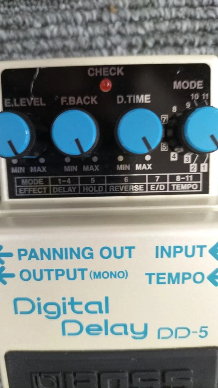 BOSS DD-5 Effektpedal