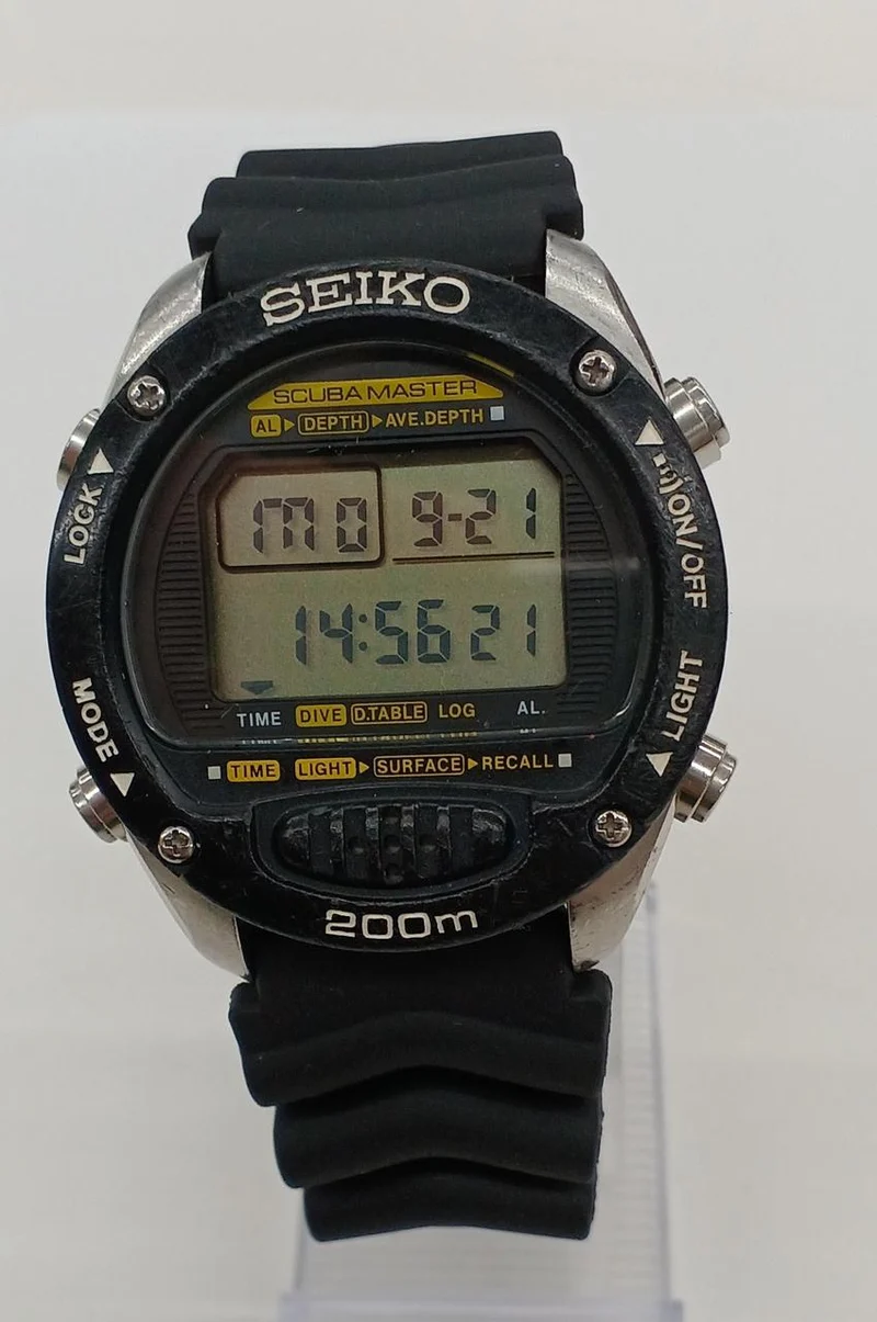 SEIKO Taucheruhr M705-5A00