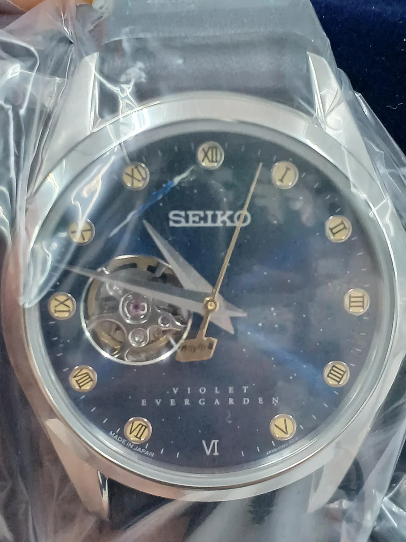 SEIKO× Violet Evergarden Mechanische Armbanduhr