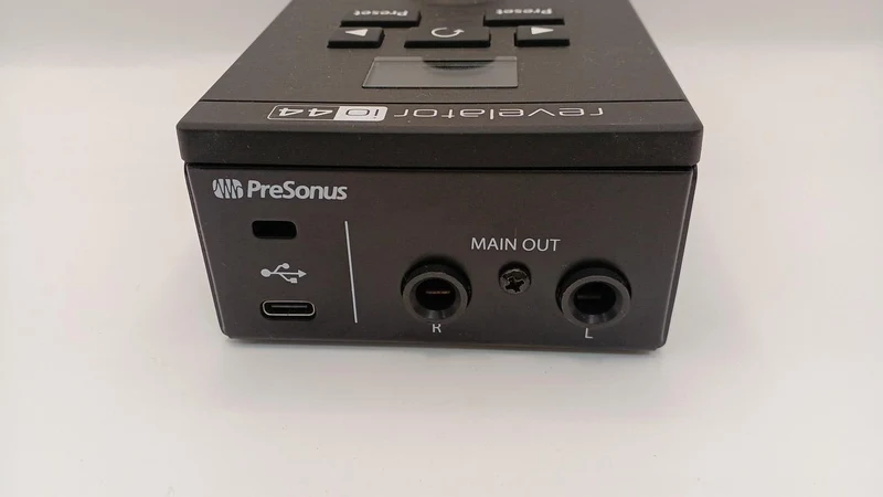 PRESONUS Audio-Interface: REVELATOR IO44