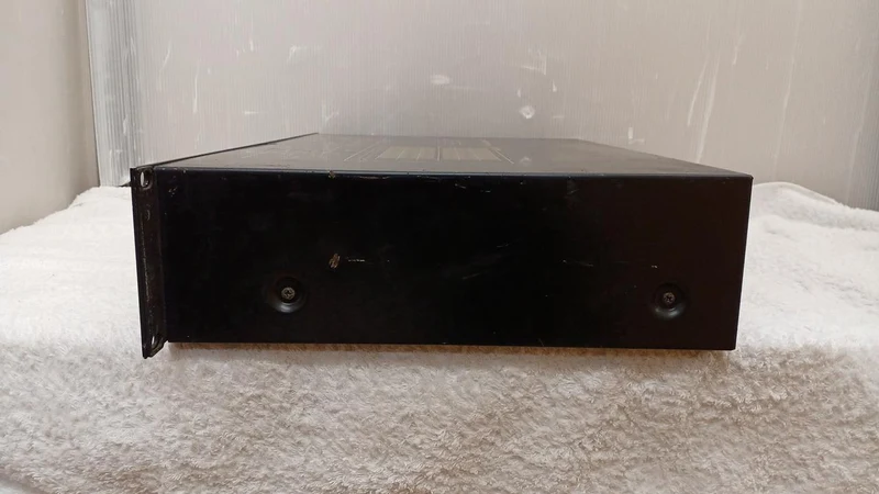 YAMAHA Grafik-Equalizer Q2031A
