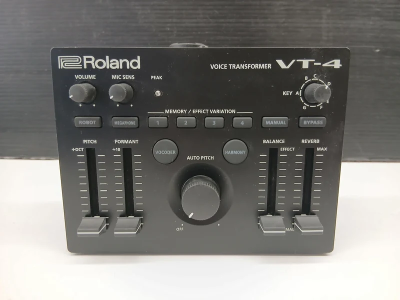 ROLAND Voice Transformers VT-4