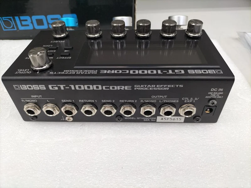 BOSS Multi-Effektgerät GT-1000CORE