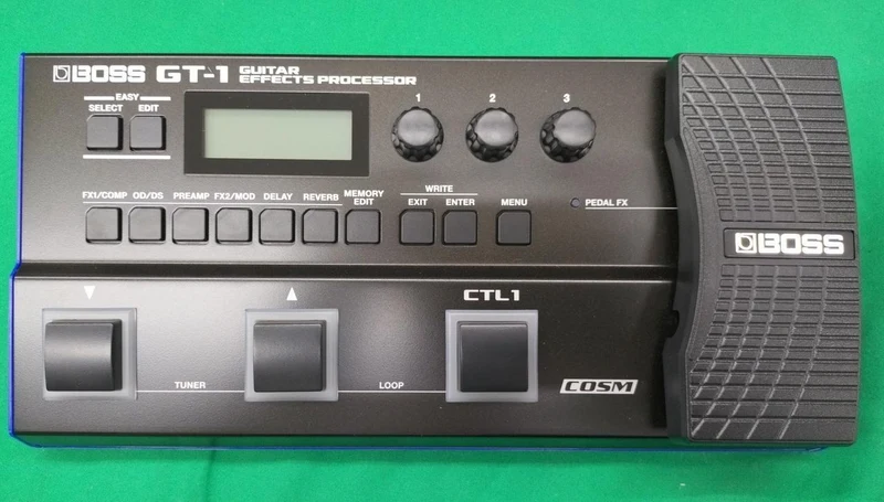 BOSS Multi-Effektgerät GT-1