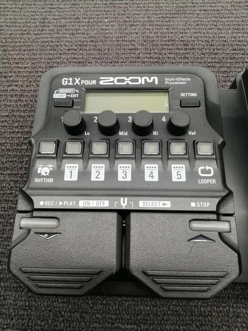 ZOOM Multi-Effekte G1X FOUR