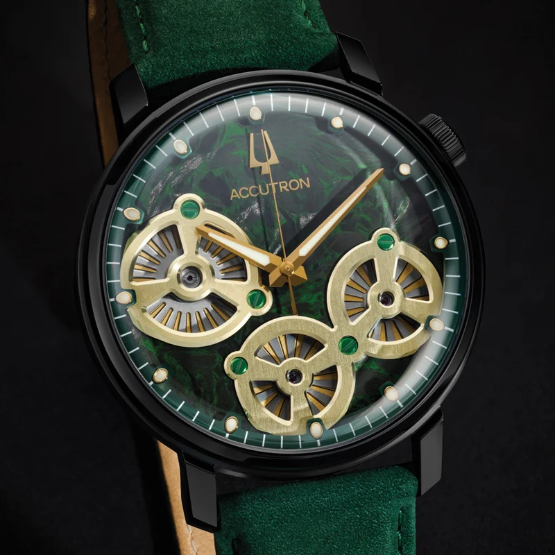 Spaceview Evolution 43.5mm - Green on Leather Strap