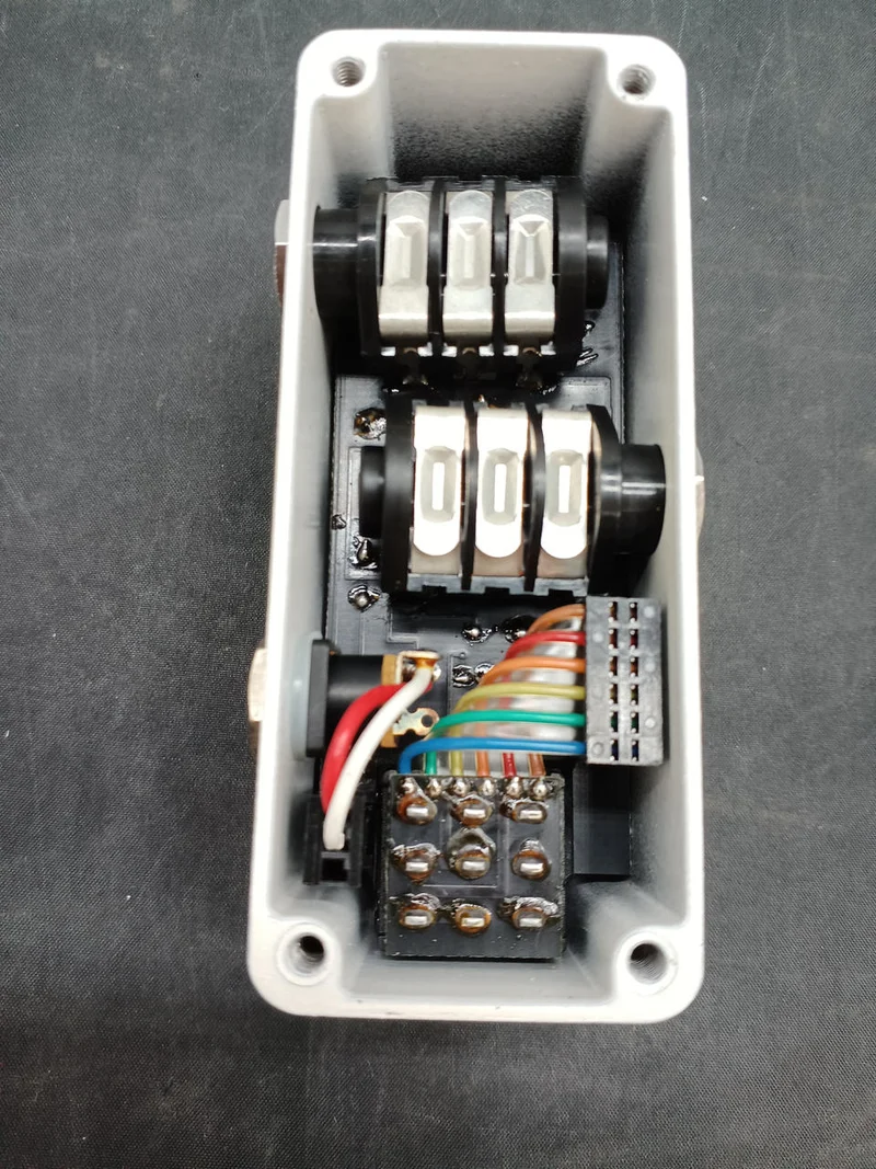 Effektpedal: 17" ROGER