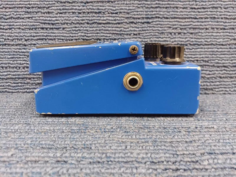 BOSS Effektpedal CS-2