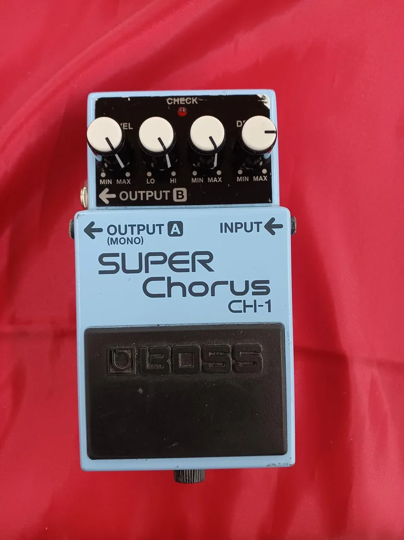 BOSS Chorus CH-1 Schrottartikel
