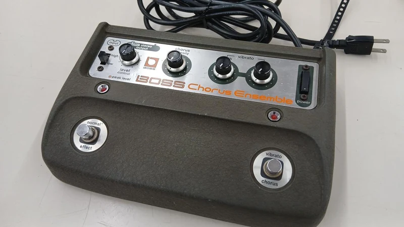 BOSS Effektor - CE-1
