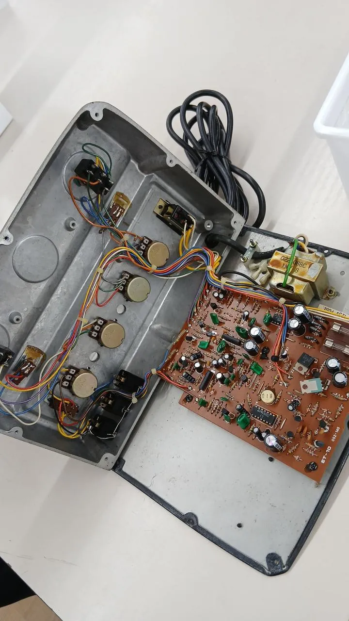 BOSS Effektor - CE-1