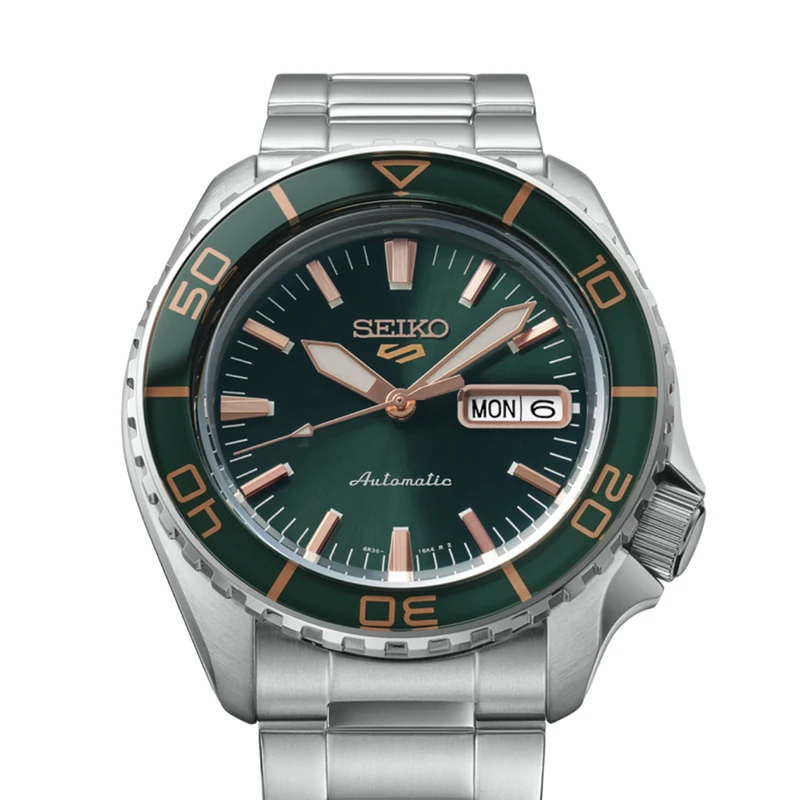 HDB005 5 Sports SKX Series 42.5mm - Green on Bracelet