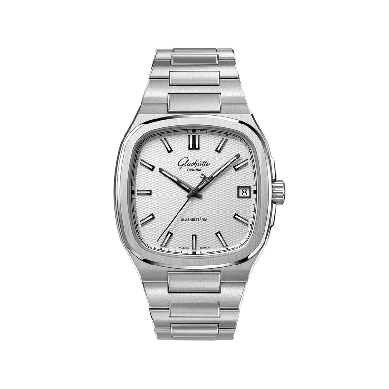 Seventies "Stereo Panel" 39mm - Silver on Bracelet