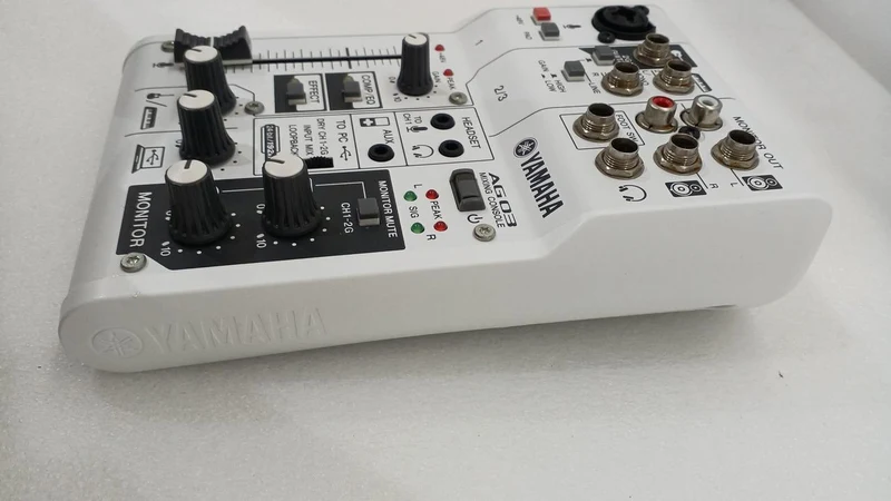 YAMAHA Mixer AG03