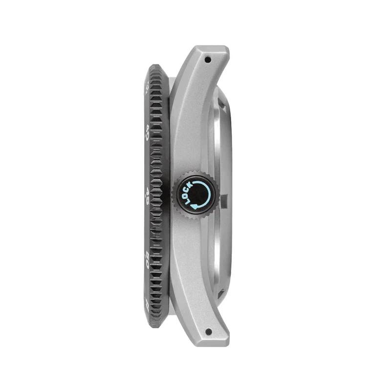 Sector Deep Pioneer Admiral 38mm - Blue on Bracelet