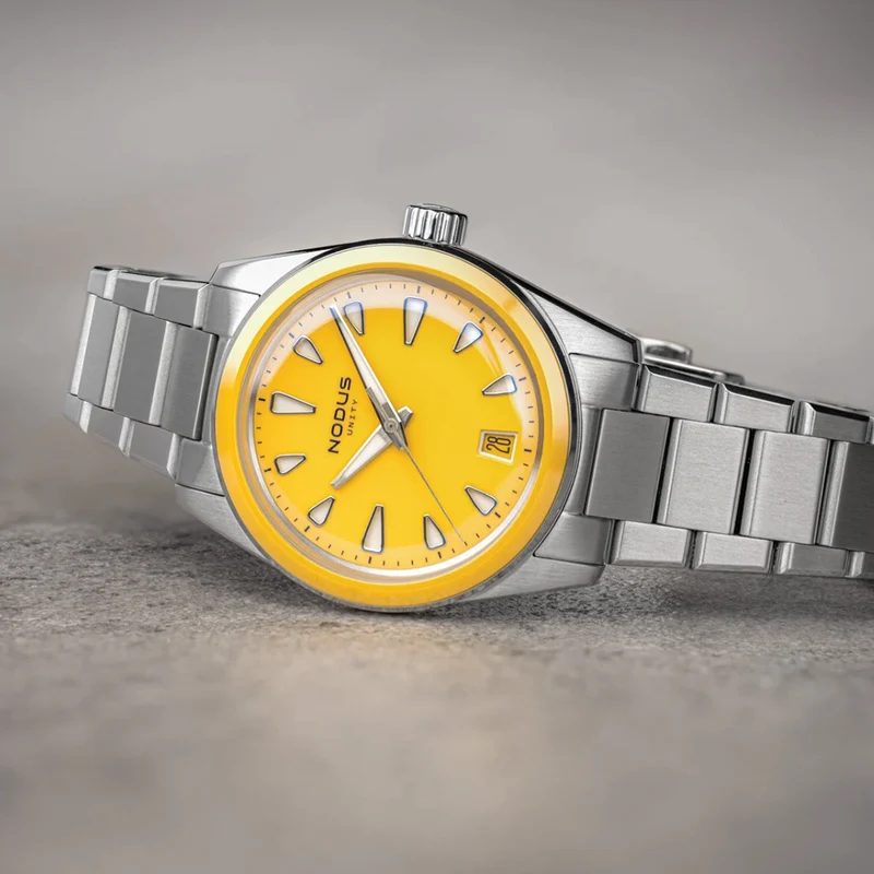 Unity Vitreous Yellow 36.5mm - Yellow on Bracelet