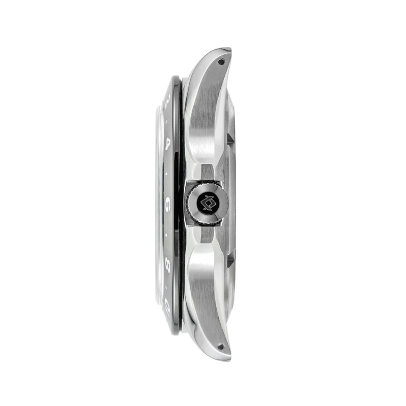 TrailTrekker A.C.T. 39.5mm - White on Bracelet