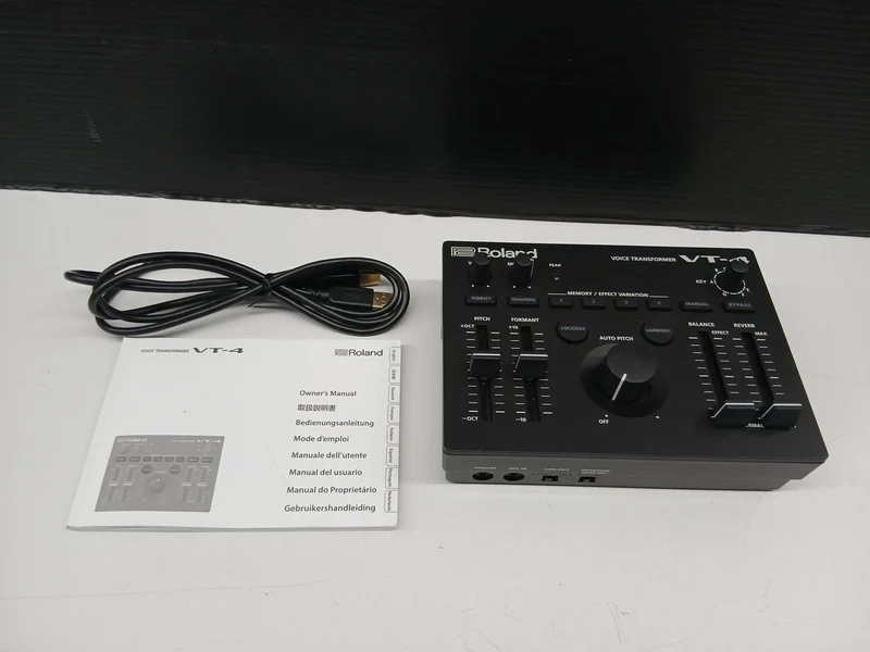ROLAND Voice Transformers VT-4