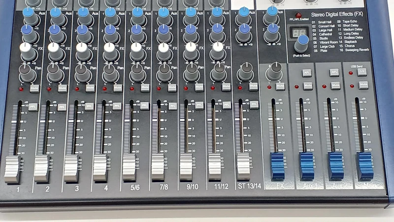 [SCHROTT] PRESONUS Analogmixer STUDIOLIVE AR12C