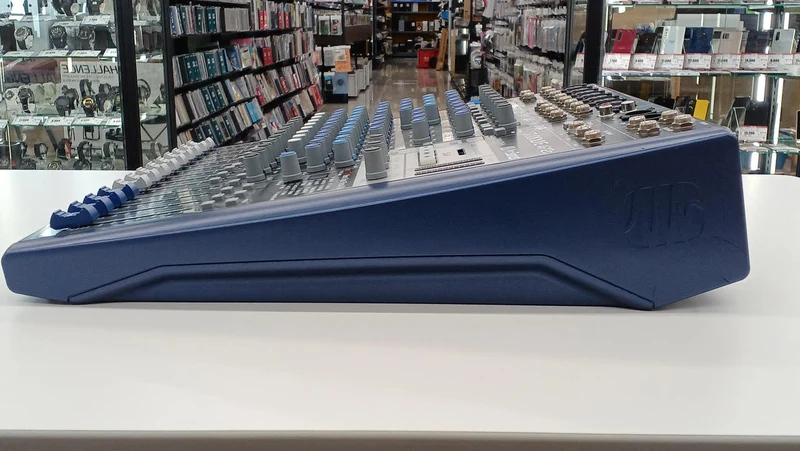 [SCHROTT] PRESONUS Analogmixer STUDIOLIVE AR12C