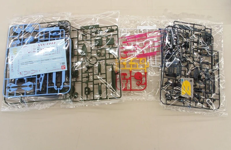 BANDAI MG Ale Strike Gundam VER. RM Launcher Striker / Sword Striker Pack