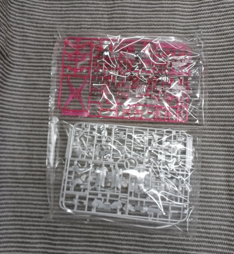 Bandai Plastikmodell 1/144 Unicorn Gundam Destroy Mode