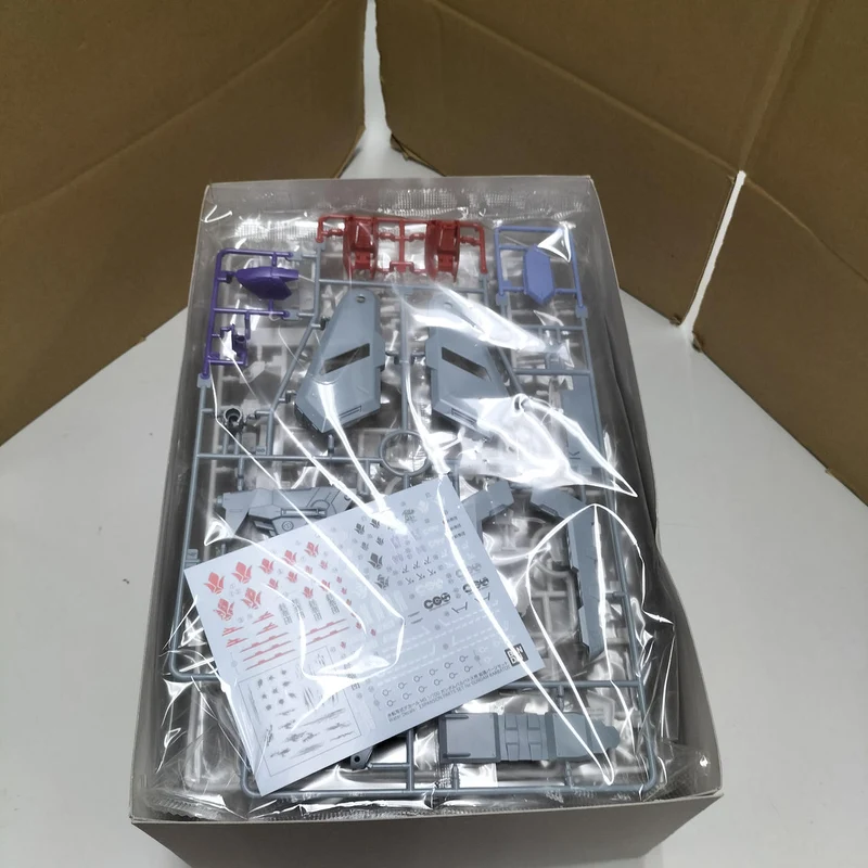 BANDAI SPIRITS MG Gundam Barbatos Erweiterungsteile-Set Premium Bandai Limited Box zerdrückt