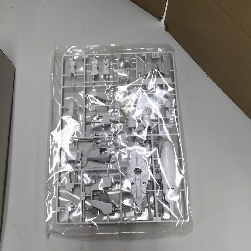 BANDAI SPIRITS MG Gundam Barbatos Erweiterungsteile-Set Premium Bandai Limited Box zerdrückt