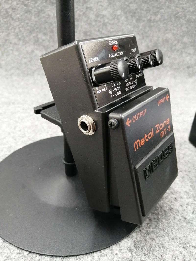 BOSS Effektpedal MT-2