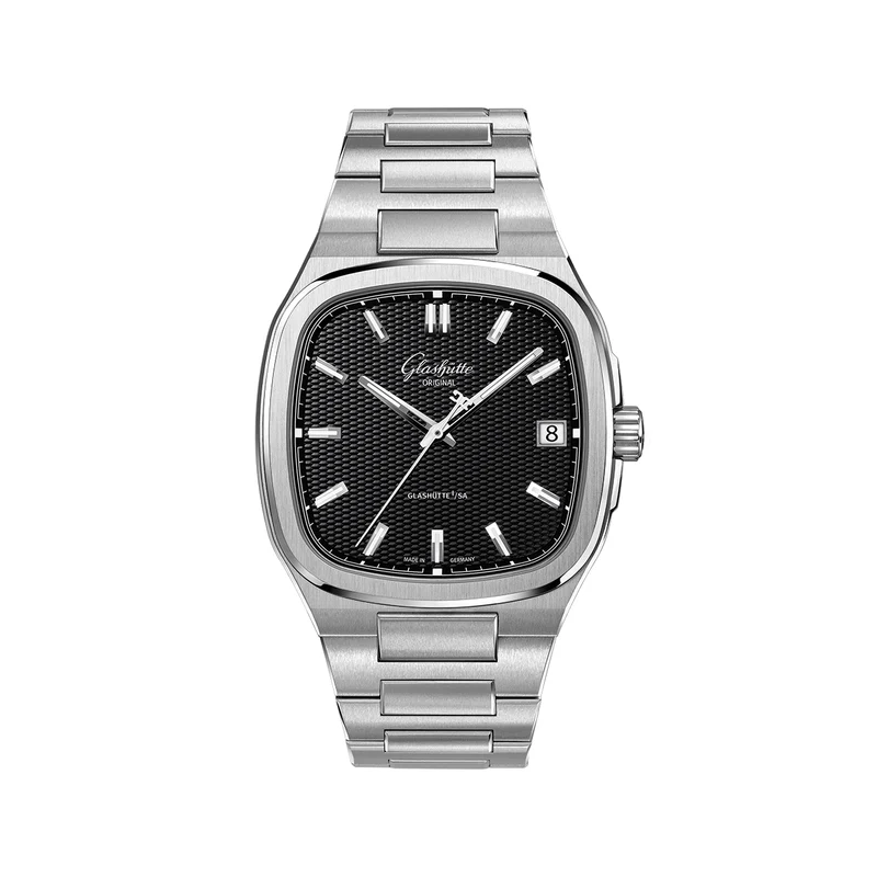 Seventies Limited Edition "Vinyl Record" 39mm - Black on Bracelet w/ Additional Rubber Strap