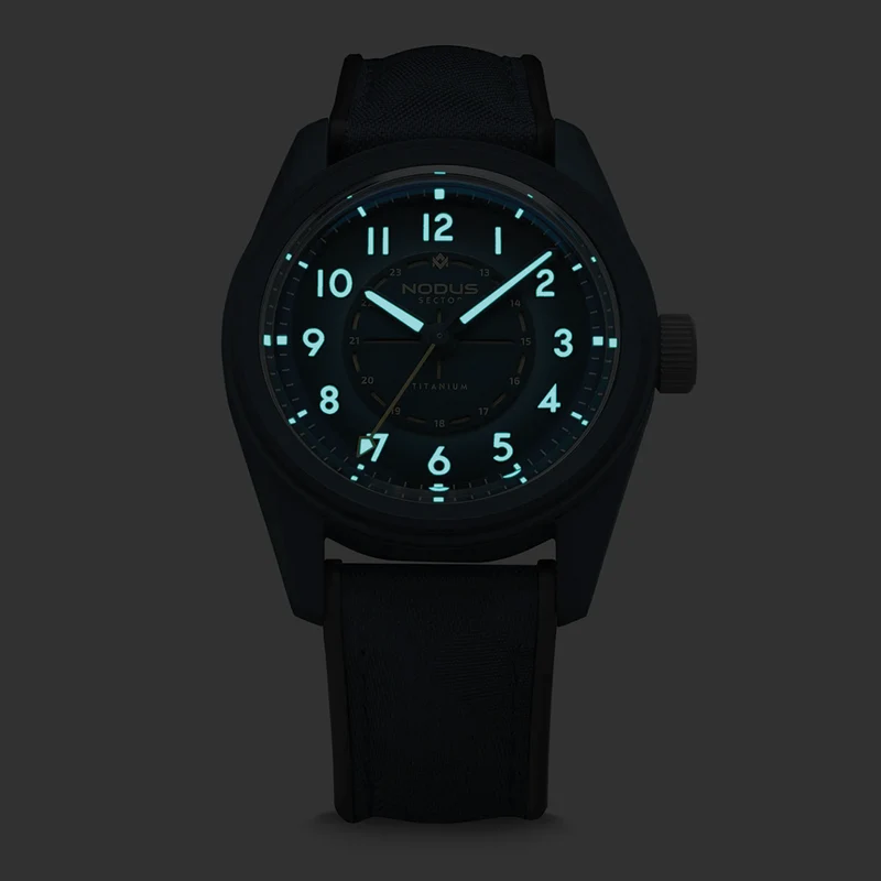 Sector II Field Titanium Dusk 38mm - Blue on Rubber Strap