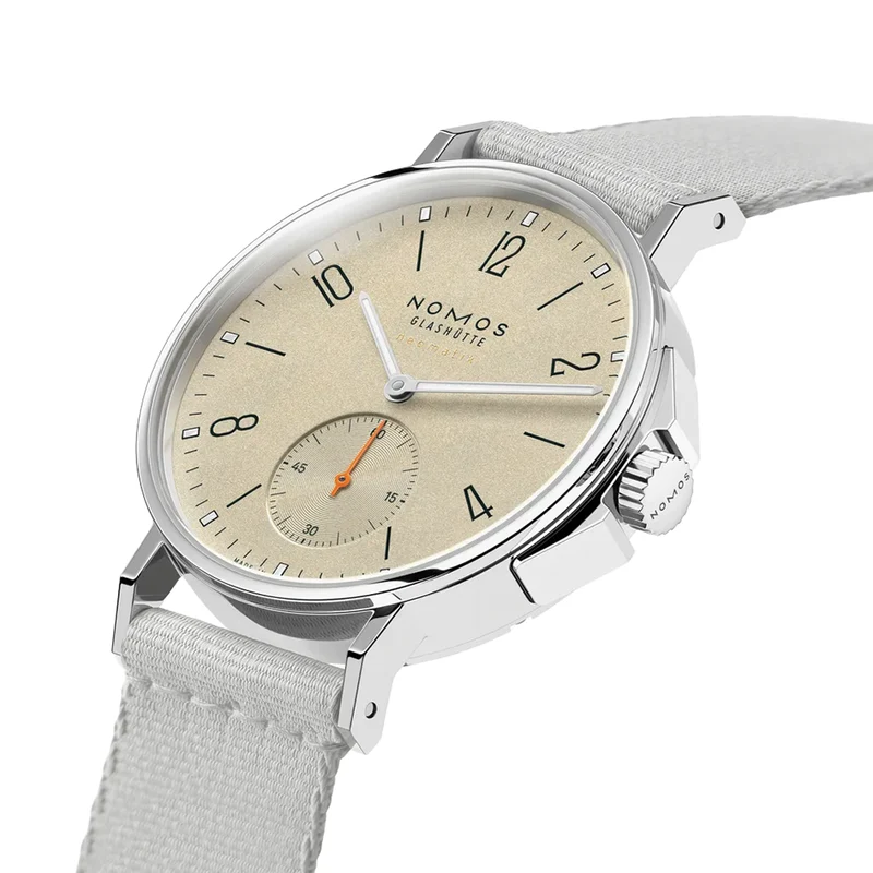 Ahoi Neomatik "Sand" Sapphire Back 36mm - Beige on Fabric Strap