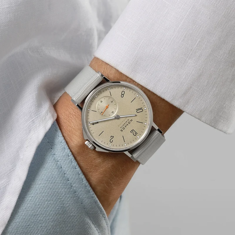 Ahoi Neomatik "Sand" Sapphire Back 36mm - Beige on Fabric Strap